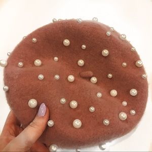 💜 VINTAGE PEARL BERET 💜